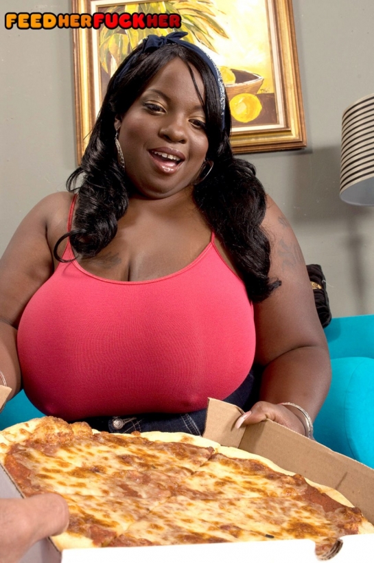 Чернокожая толстая дама подставляет большую пизду для горячего траха fat girls порно фото hd